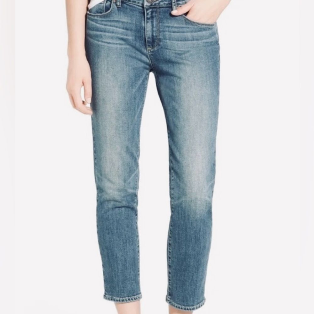Paige Women’s size 27 Jimmy Jimmy Stretch Crop Jeans